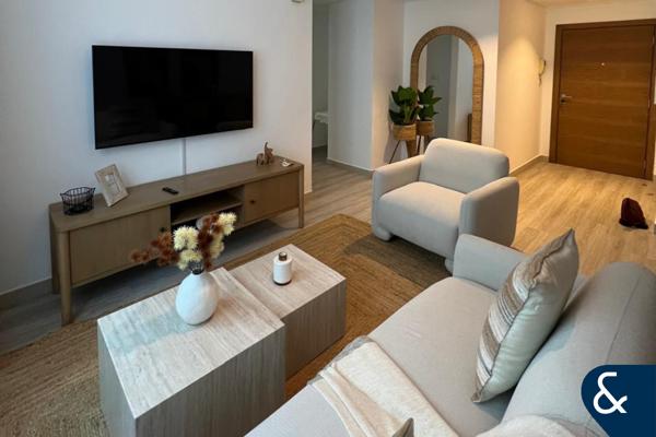 1 Bed | Furnished | Large Balcony | Vacant